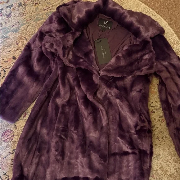 Unreal Fur Velvet Underground Coat Free People does - Picture 4 of 6